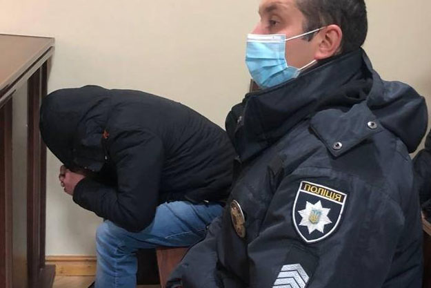 В Деснянському районі Києва педофіл напав на дівчинку у шкільному туалеті. Справу передано до суду