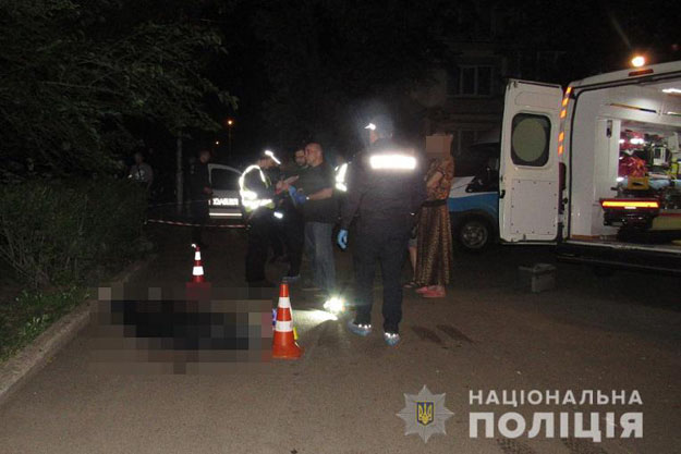 В Киеве – очередное убийство. Во время ссоры злоумышленник дважды ударил ножом знакомого