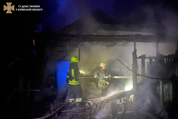 В Київській області під час пожежі в житловому будинку загинула людина