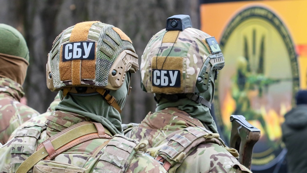 В Киеве сотрудники СБУ задержали российского агента, который пытался устроиться в боевое спецподразделение полка “Азов”