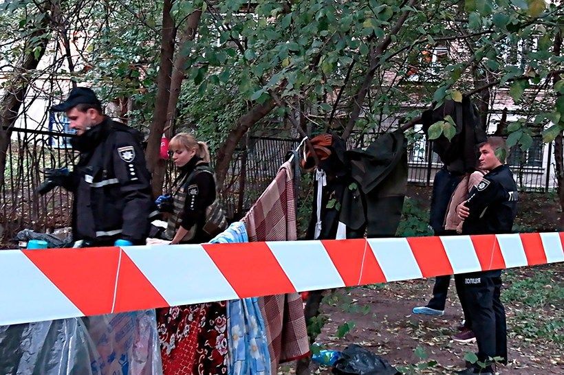 В Киеве мужчина зарезал бездомного
