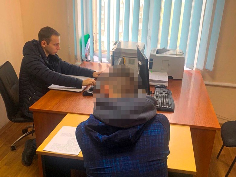 Лже-волонтер обманул киевлянку на крупную сумму