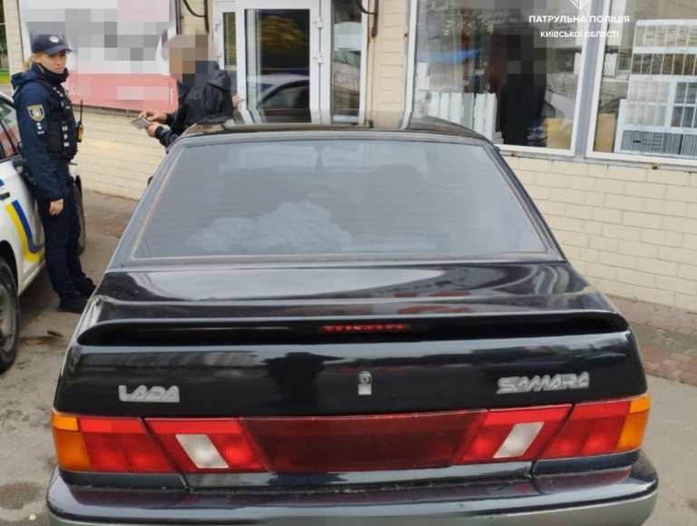 В Борисполе пьяный водитель влетел в магазин