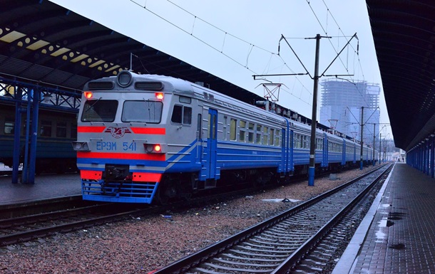 Потяги з Києва рухаються с затримками