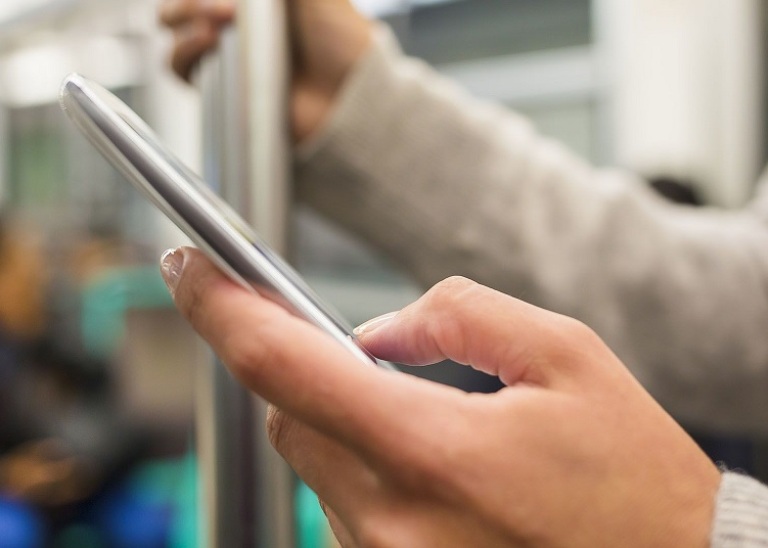 Кияни просять обладнати у метро безкоштовний Wi-Fi