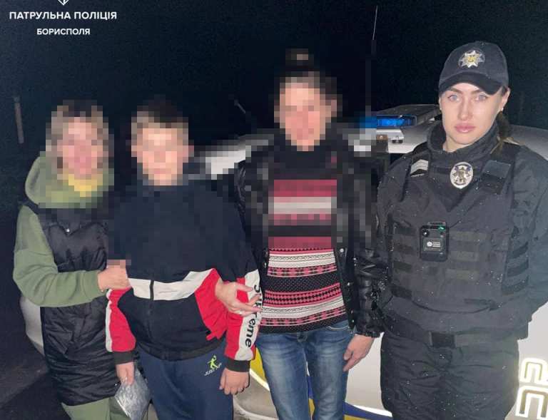 У Борисполі поліцейські допомогли відвезти дитину до лікарні