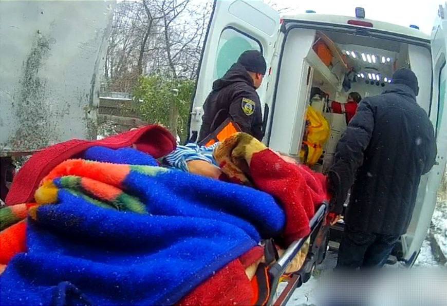 Под Киевом мужчина едва не погиб из-за самодельного обогревателя