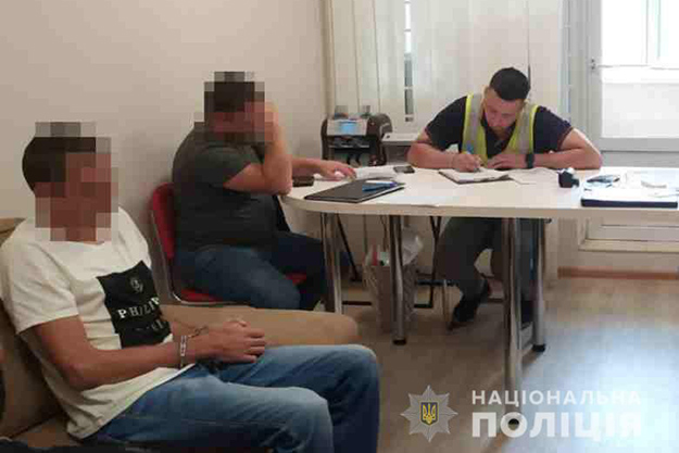 У Києві шахрай намагався продати чужу квартиру