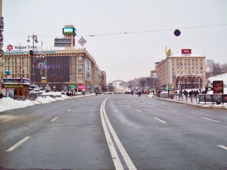 В Киеве перекрыли Крещатик: как ходит транспорт