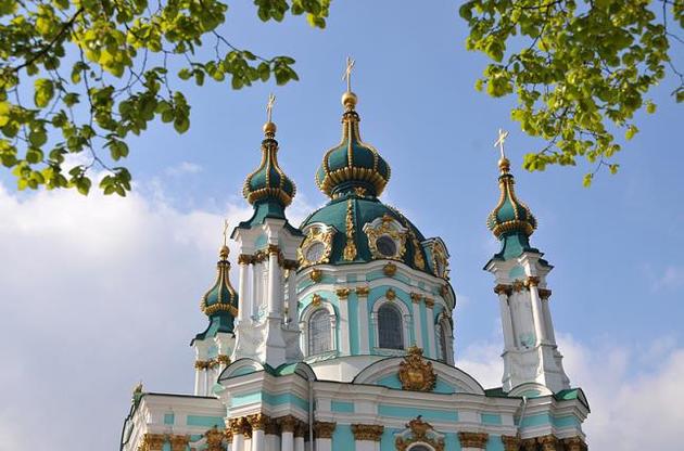 Поліція посилить заходи безпеки на Великдень