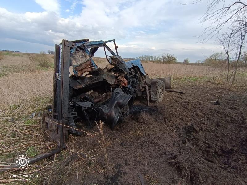 В Киевской области на мине подорвался тракторист (фото)