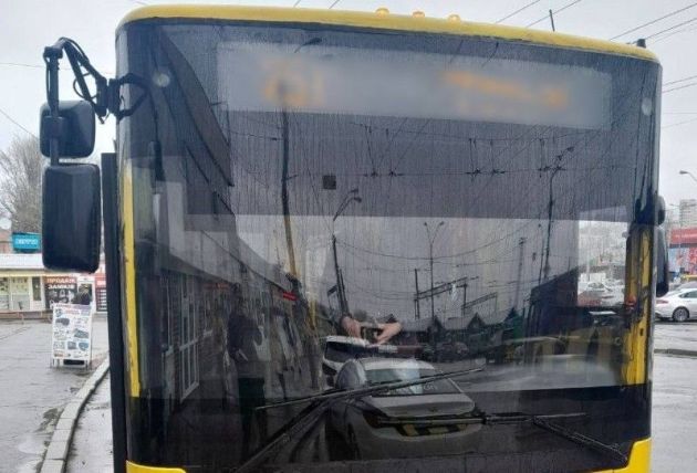 В Киеве поймали водителя троллейбуса "кайфом"