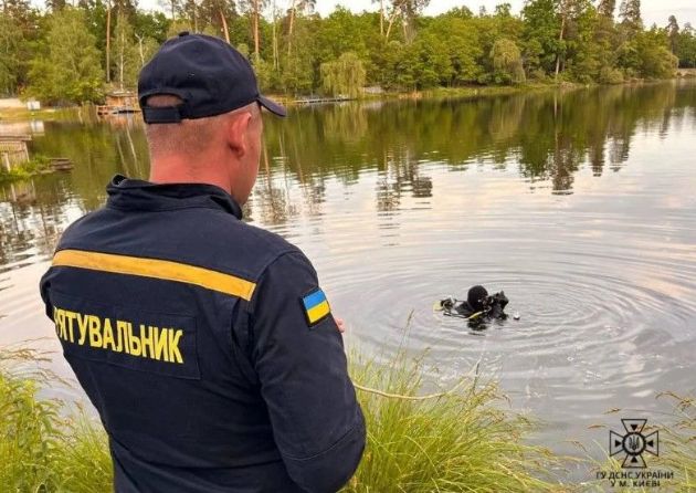 В киевском озере утонул мужчина (фото)