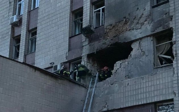 Поліція показала фото наслідків нічної атаки на Київ
