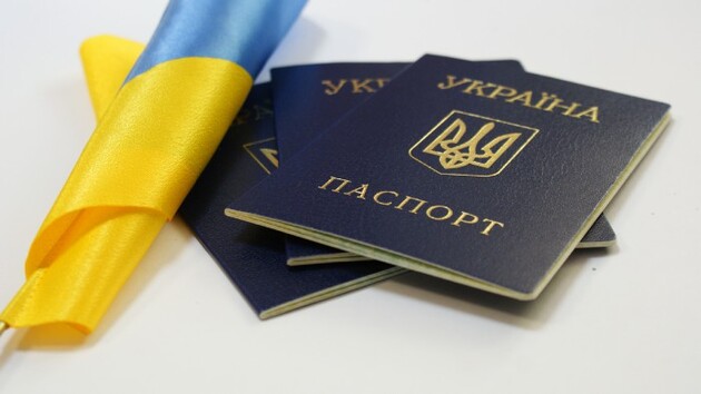 В Україні спростили процедуру одержання паспортів