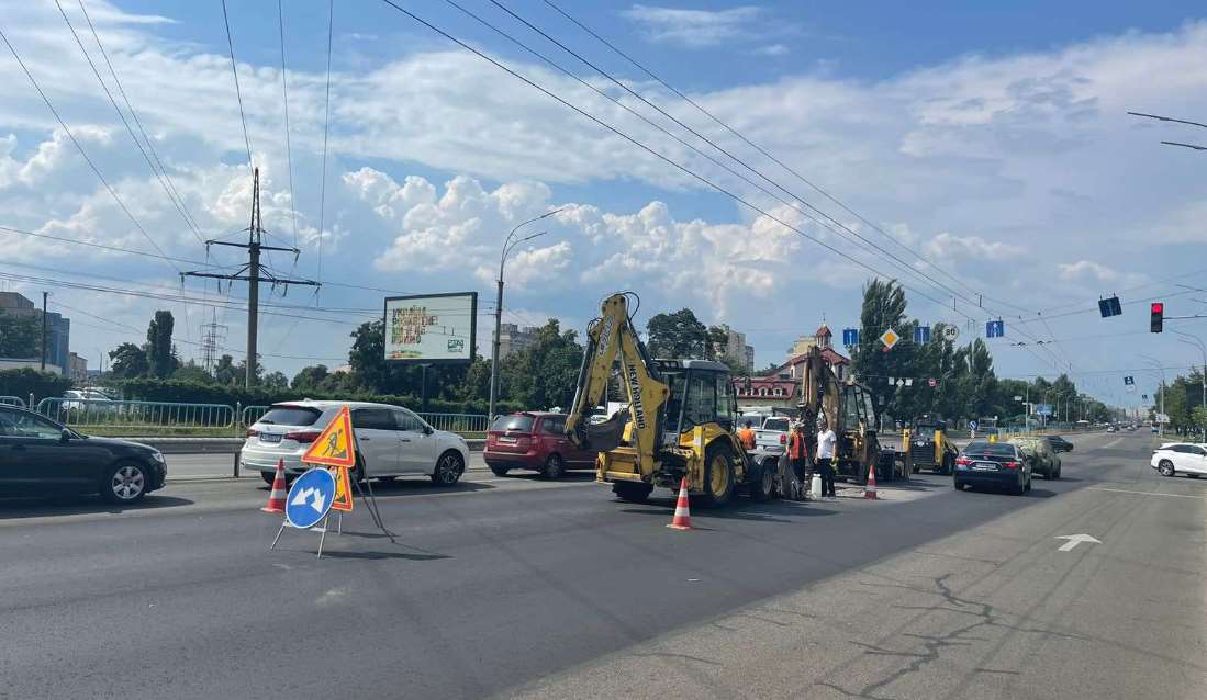 У Києві облаштували кільцеві розв’язки на 18 локаціях