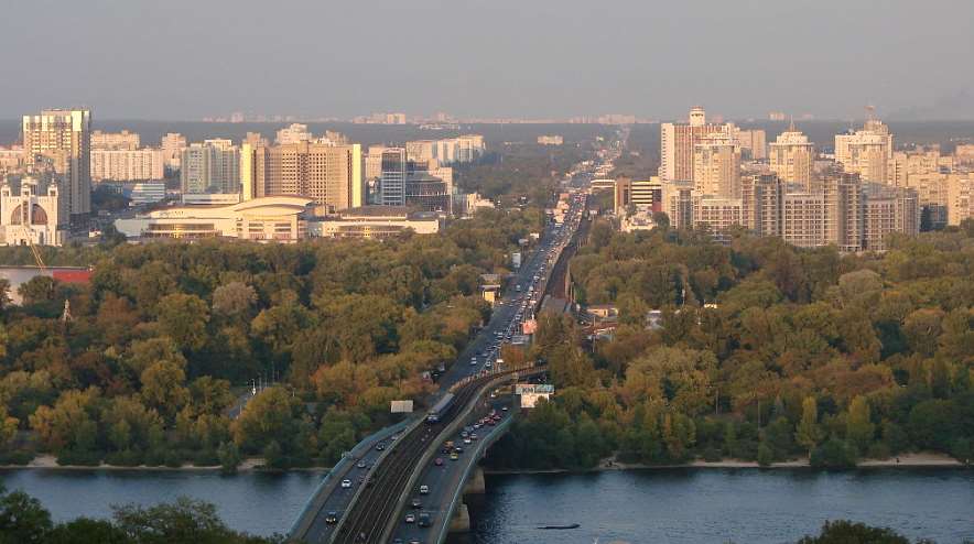 Міська влада не дозволить забудувати ділянки на Микільській Слобідці, які виставили на продаж