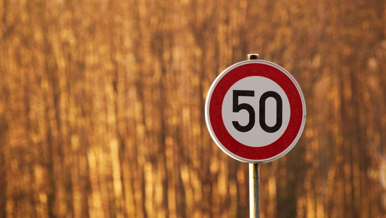 Відсьогодні швидкість руху столицею обмежується до 50 кілометрів на годину