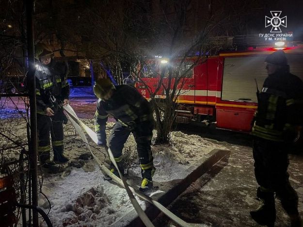 В высотке на Березняках – пожар: двое погибших
