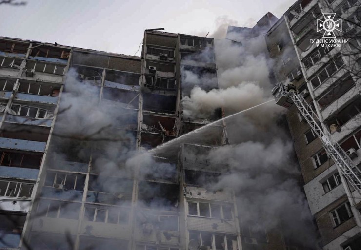 Утренняя атака на Киев: число пострадавших растет