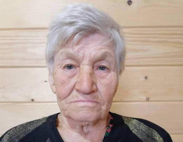 Ушла из дома без телефона и документов: в пригороде Киева пропала женщина