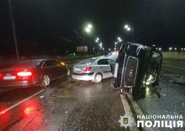 У Києві п'яний водій влаштував потрійну ДТП
