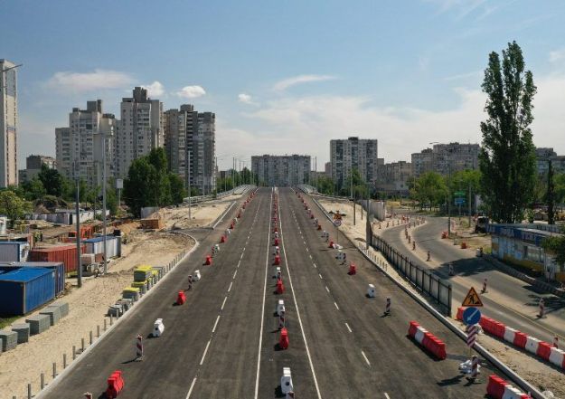 В Киеве до осени перекроют движение возле новой развязки на Оболони