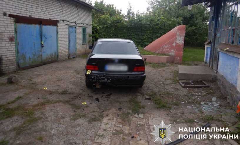 Через ревнощі кинув гранату у двір: на Київщині затримали 23-річного чоловіка
