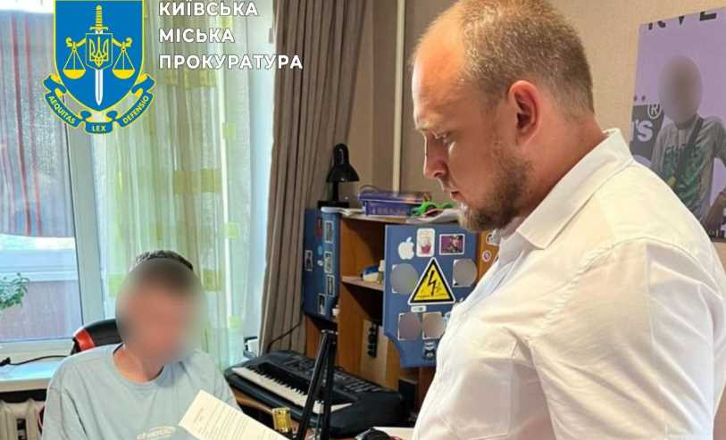 В Киеве разоблачили мошенника, который через фейковые ТГ-каналы руководителей ОВА обманул предпринимателей на 600 тысяч гривен