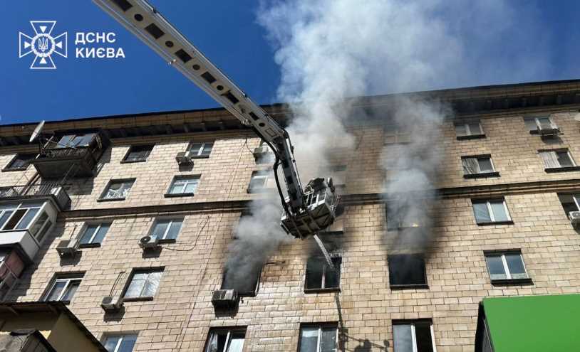 Минулого тижня у столиці під час ліквідації пожеж врятували вісім людей, троє загинули