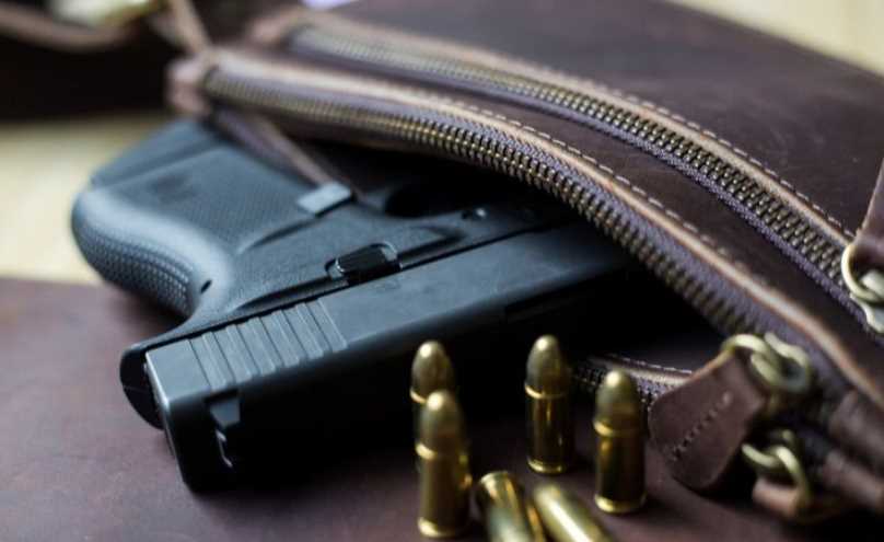 Понад тисячу мешканців столиці задекларували свою зброю