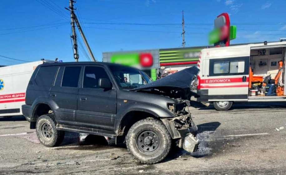 На Киевщине в ДТП пострадали водители двух автомобилей вместе с пассажирами