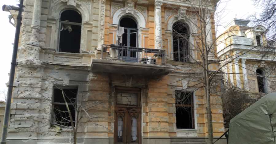 Из-за российской агрессии в Киеве и области повреждены 154 памятника