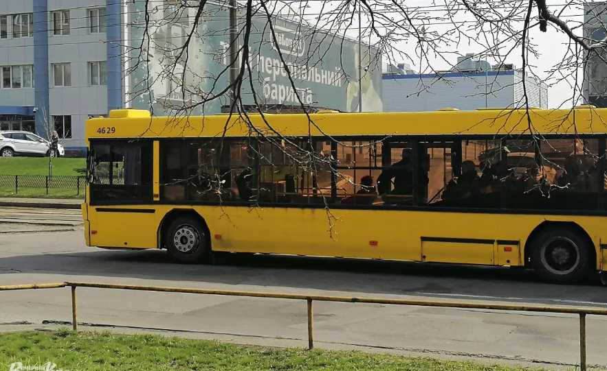 В Киеве на выходных изменит движение ряд общественного транспорта