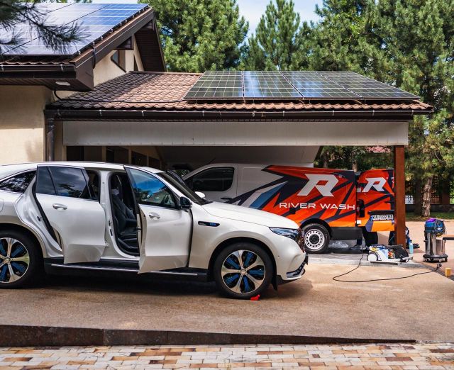 River Wash запустив послугу виїзного детейлінгу по Києву та передмістю