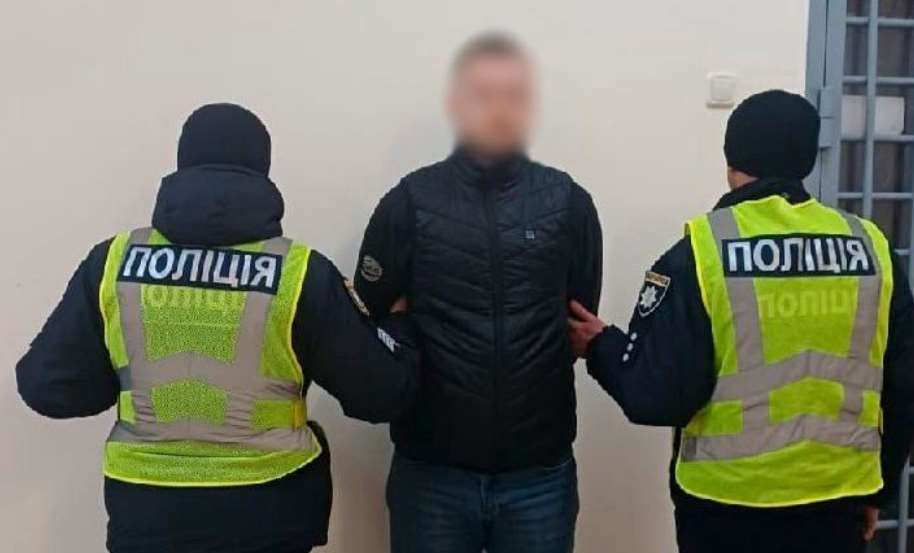 У столиці затримали чоловіка, який вночі стріляв поблизу Бессарабської площі