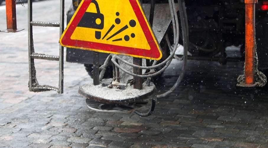 До прибирання снігу в столиці задіяли 173 одиниці техніки