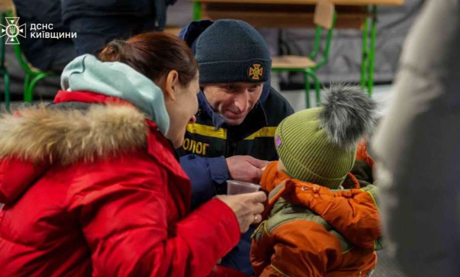 Пункти незламності у Києві: тепло, підтримка та психологічна допомога