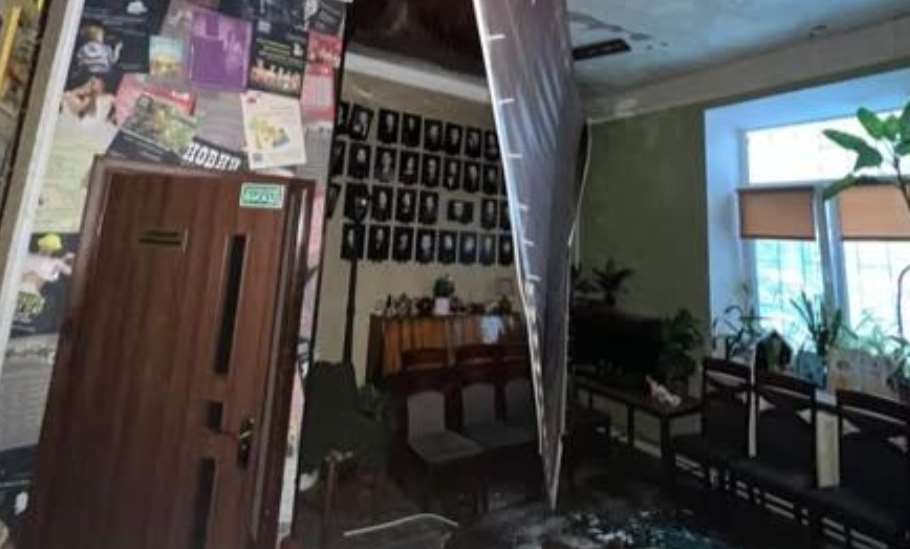 Театр на Михайлівській поновлює роботу після затоплення внаслідок прориву труб