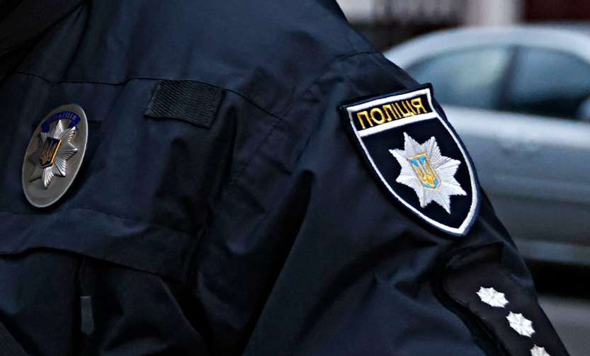 В столице задержали экс-врача, который требовал у ветерана ВСУ деньги за установление инвалидности