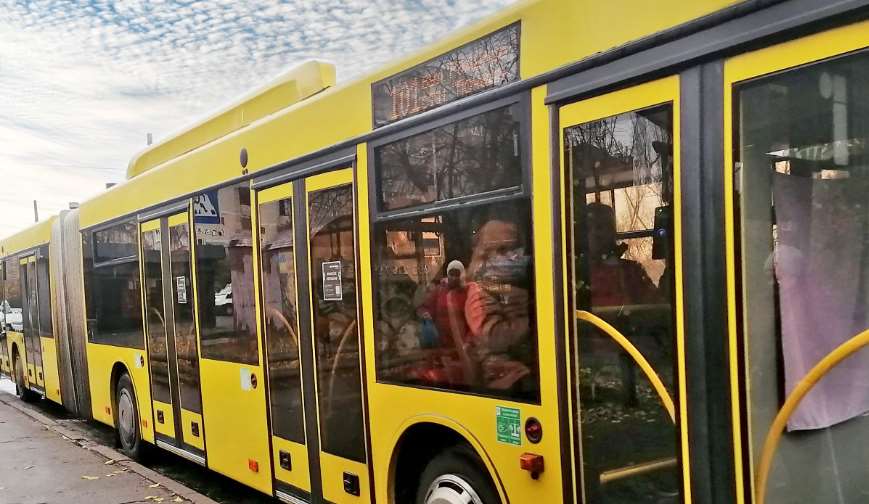 В столице на выходных изменится движение ряда автобусов