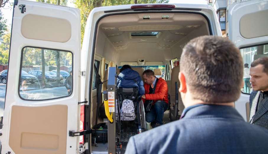 В Киеве заработала новая транспортная услуга для ветеранов и ветеранок с инвалидностью