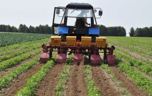 Вибір мастильних матеріалів для навісного обладнання: що потрібно знати