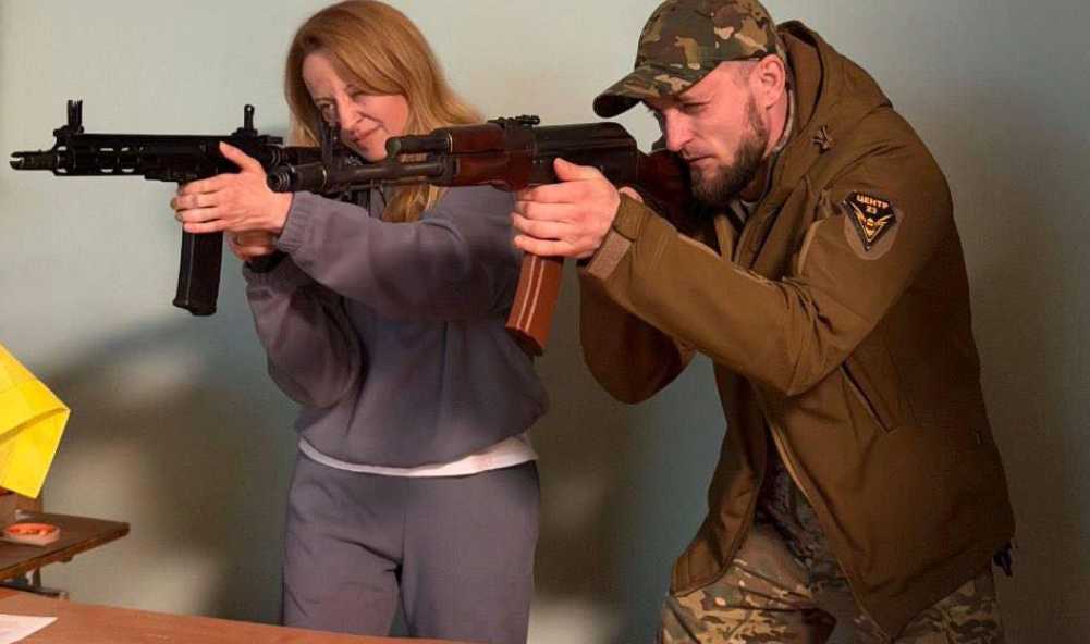 Працівники КМДА пройшли курс з Національного спротиву