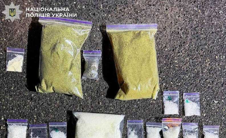 В Киеве ликвидировали межрегиональную наркосеть, которая прятала наркотики в детских игрушках