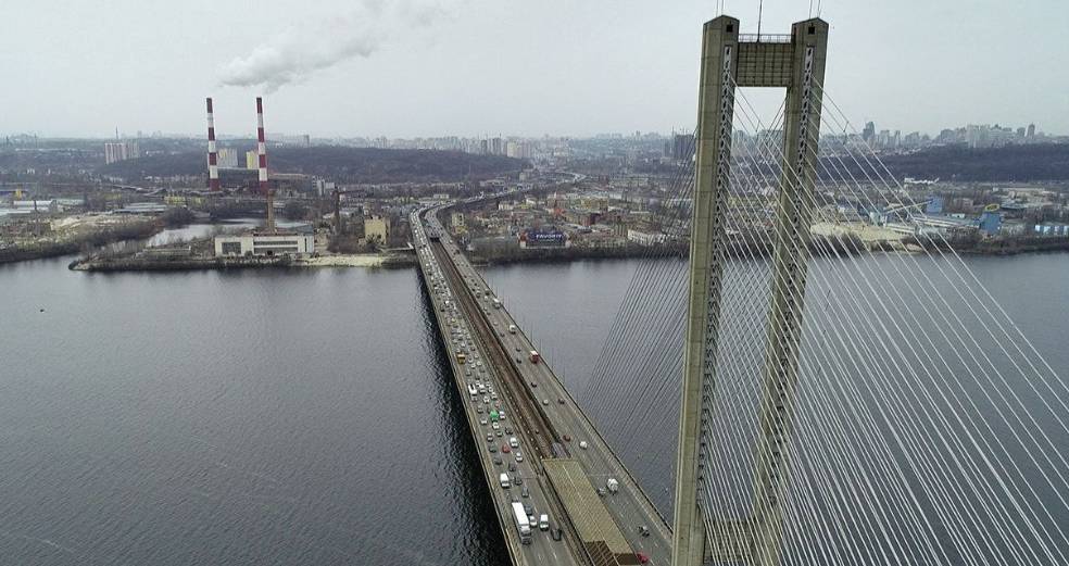На три дні частково обмежать рух транспорту Південним мостом