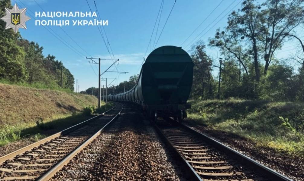 В Буче товарный поезд насмерть сбил женщину