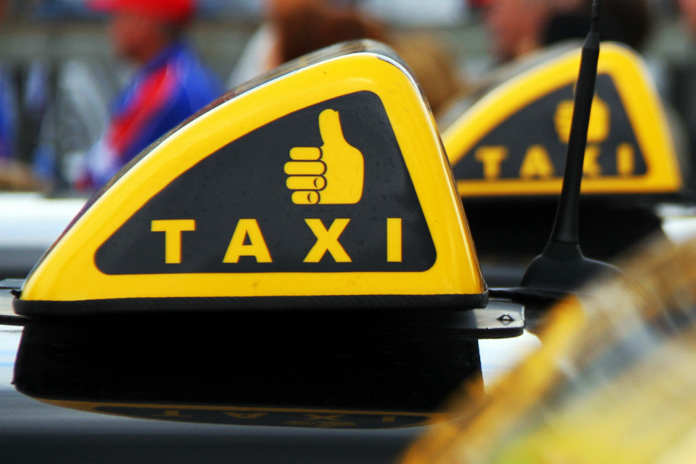 Под Киевом поймали пьяного таксиста