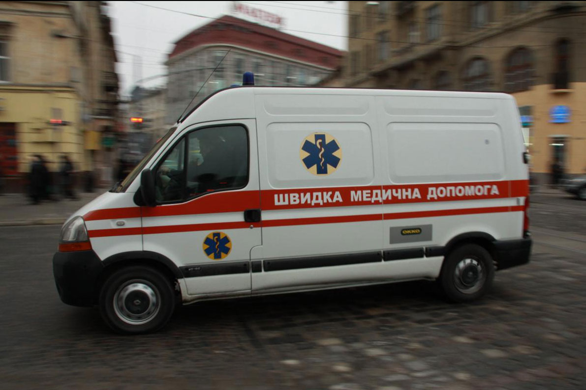 Киевские скорые доставили в больницы более пятисот человек